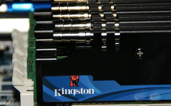 Оперативная память Kingston HyperX DDR3 с фитингами для СВО